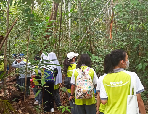 ‘Classroom Without Walls’ introduces students to forest experience